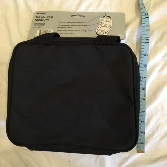 NWT Travel Cosmetics Toiletry Organizer - Picture 3 of 4